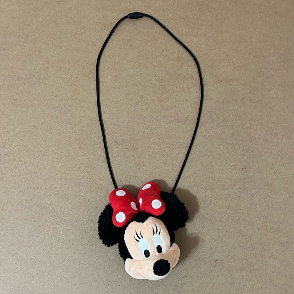 Minnie Mouse Purse - Picture 2 of 5